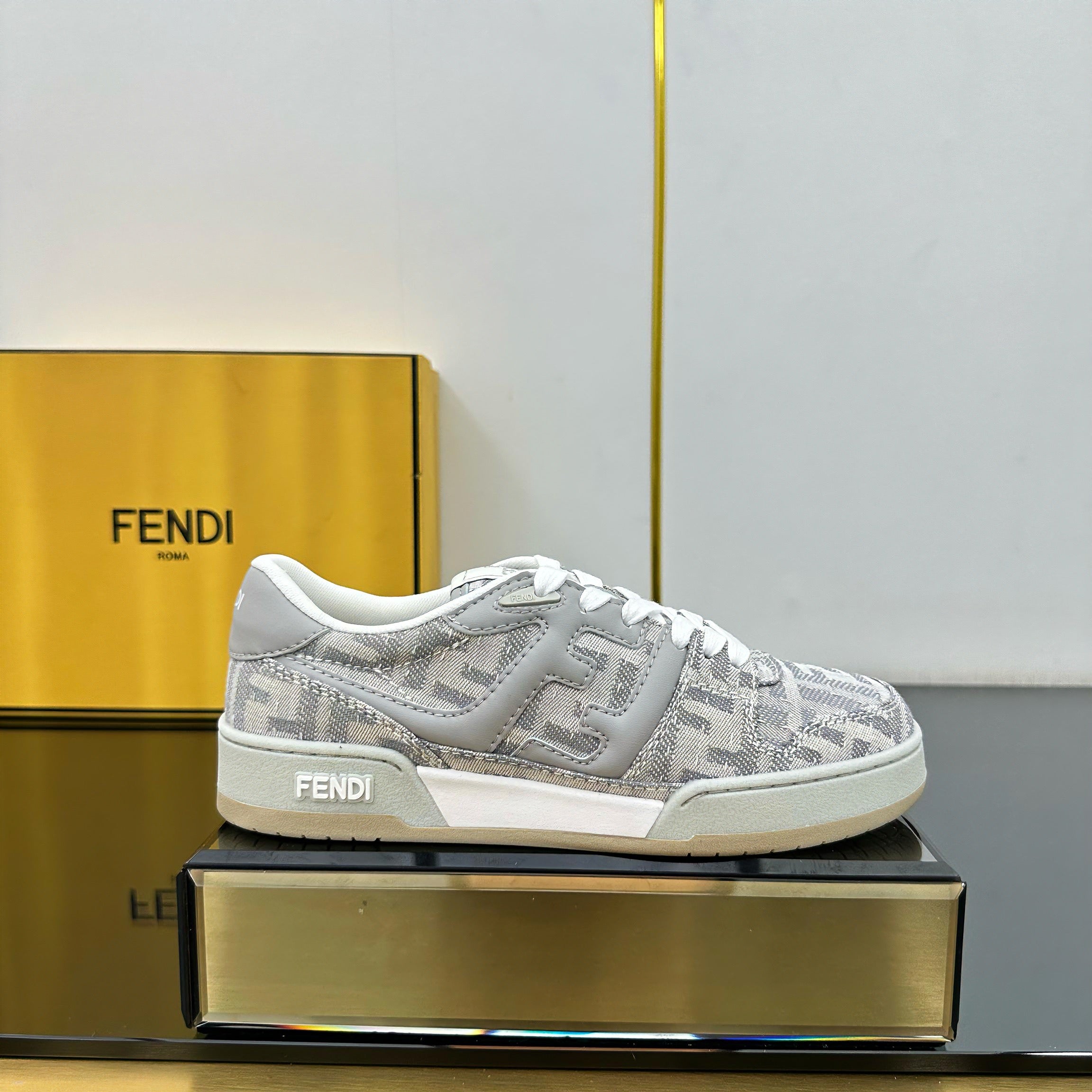 2105QF420Z Popular high-quality Shoes