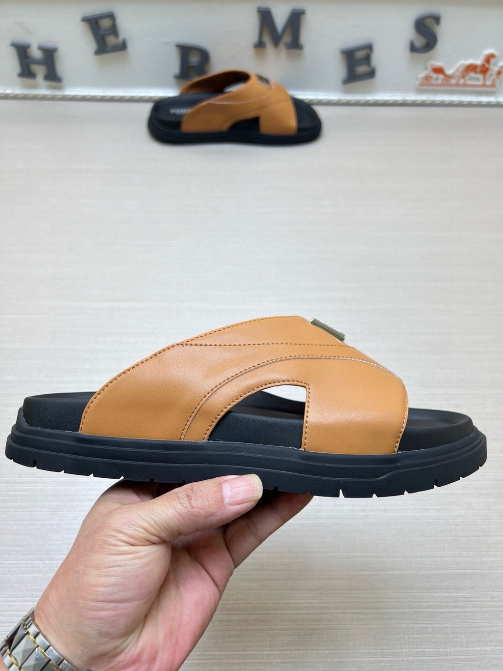 5LF221Z Popular Slippers