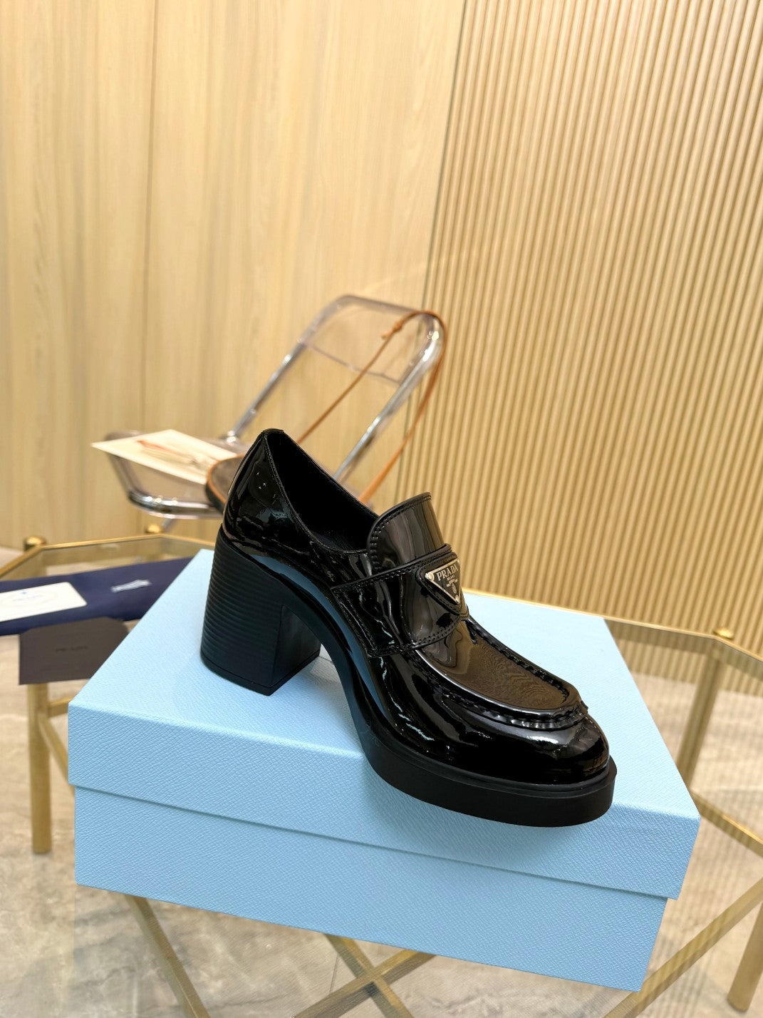 285ZPD63Z  Popular leather High heels