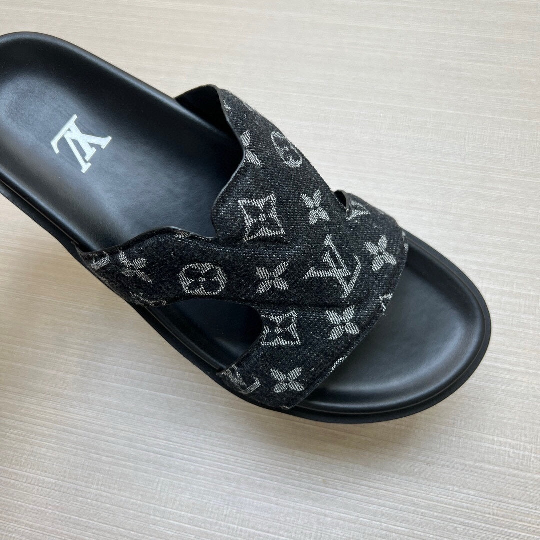5LE226Z Popular Slippers
