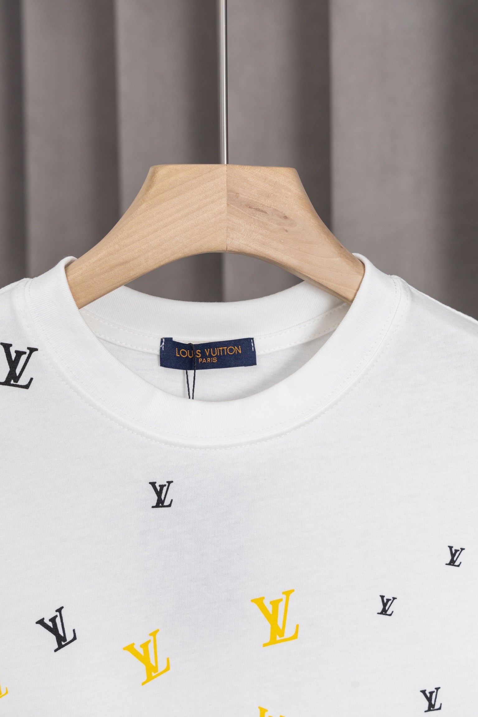 125WE1U  Popular T-shirts