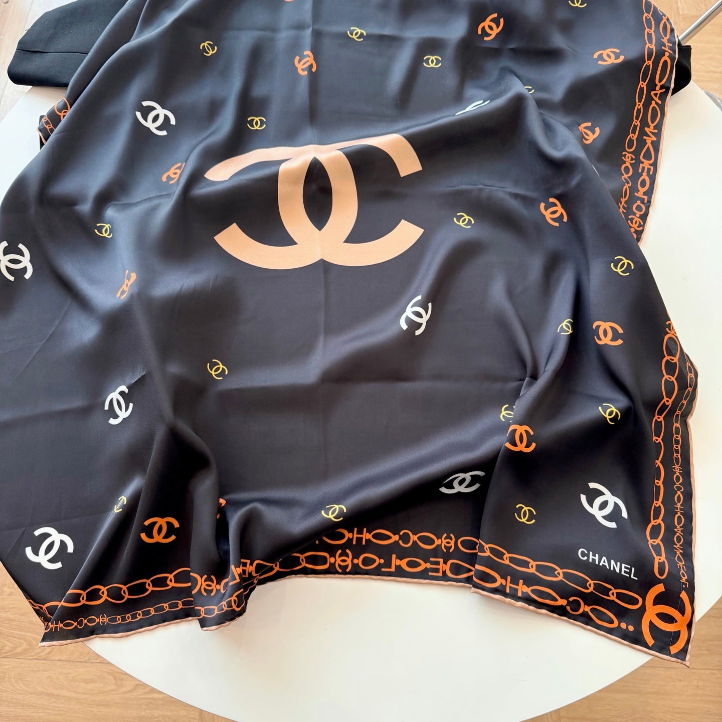 146N10W Popular Silk Scarve