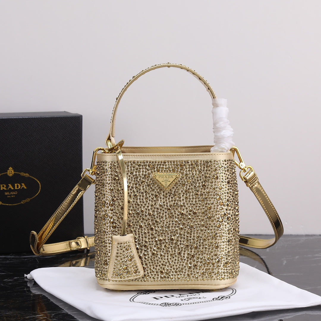 2XPD265B Popular    leather bag 