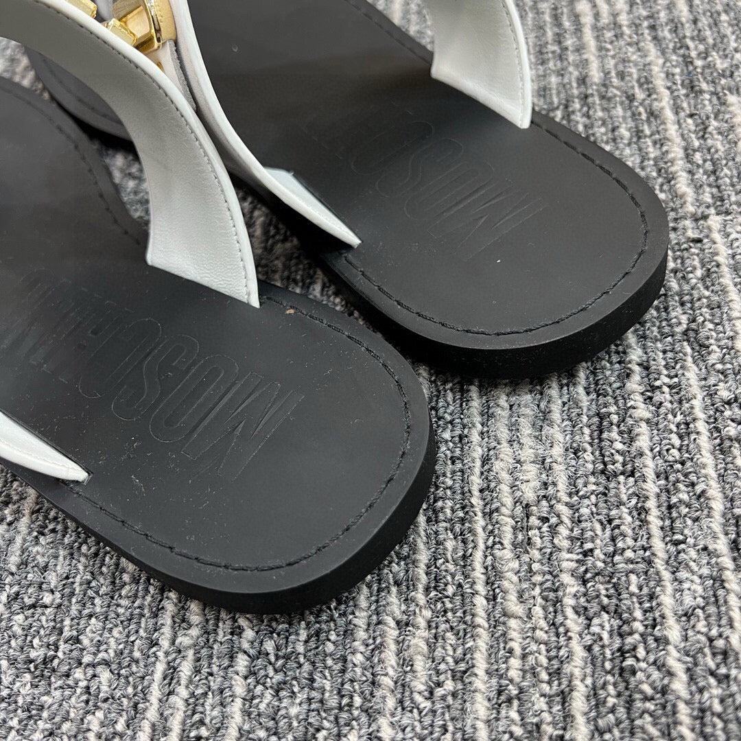 54A118Z Popular slippers