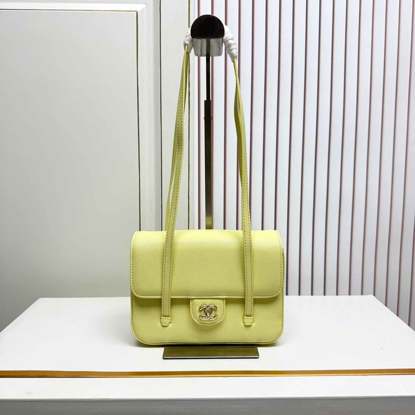 146XC2B Popular leather bag