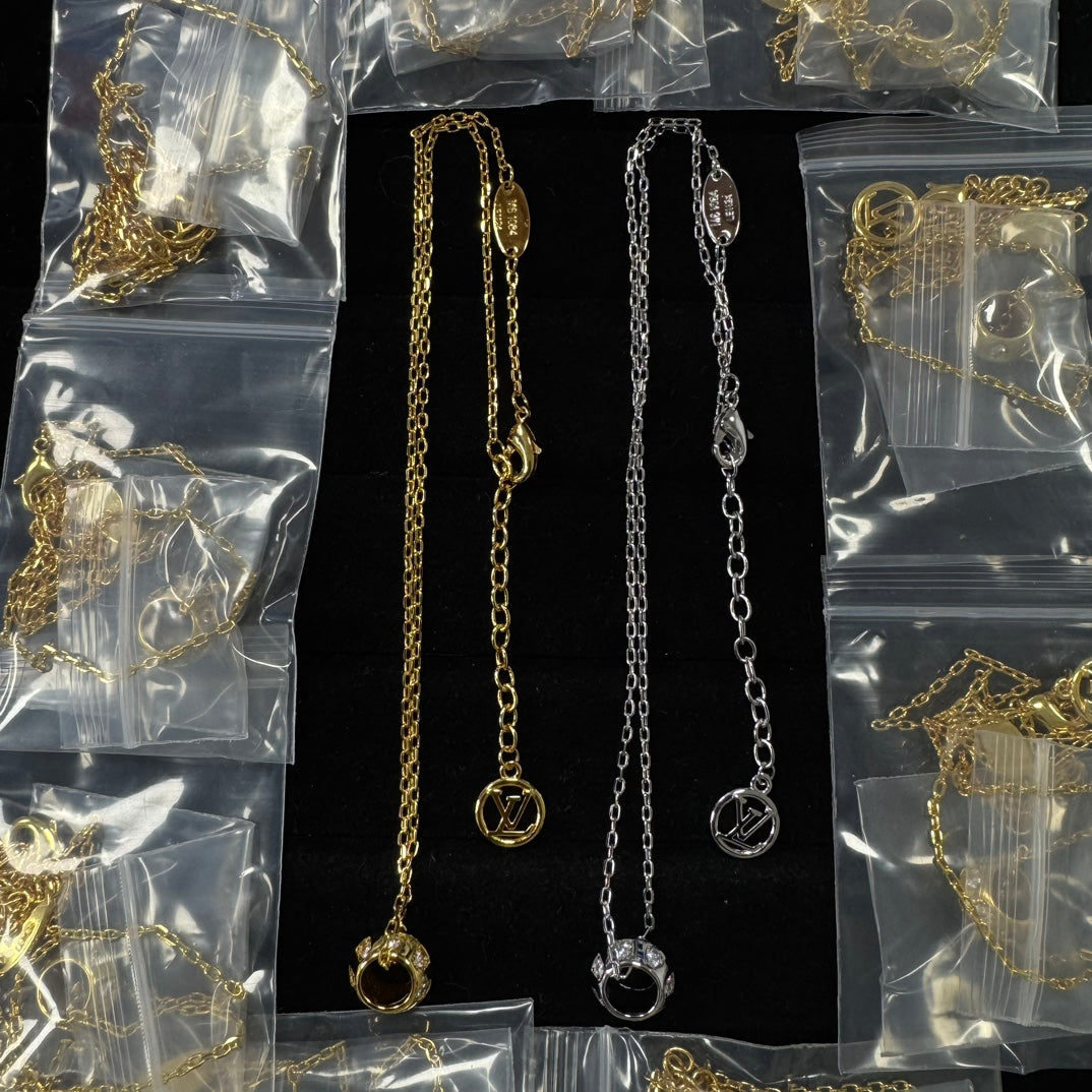 15QE123X Popular Necklace