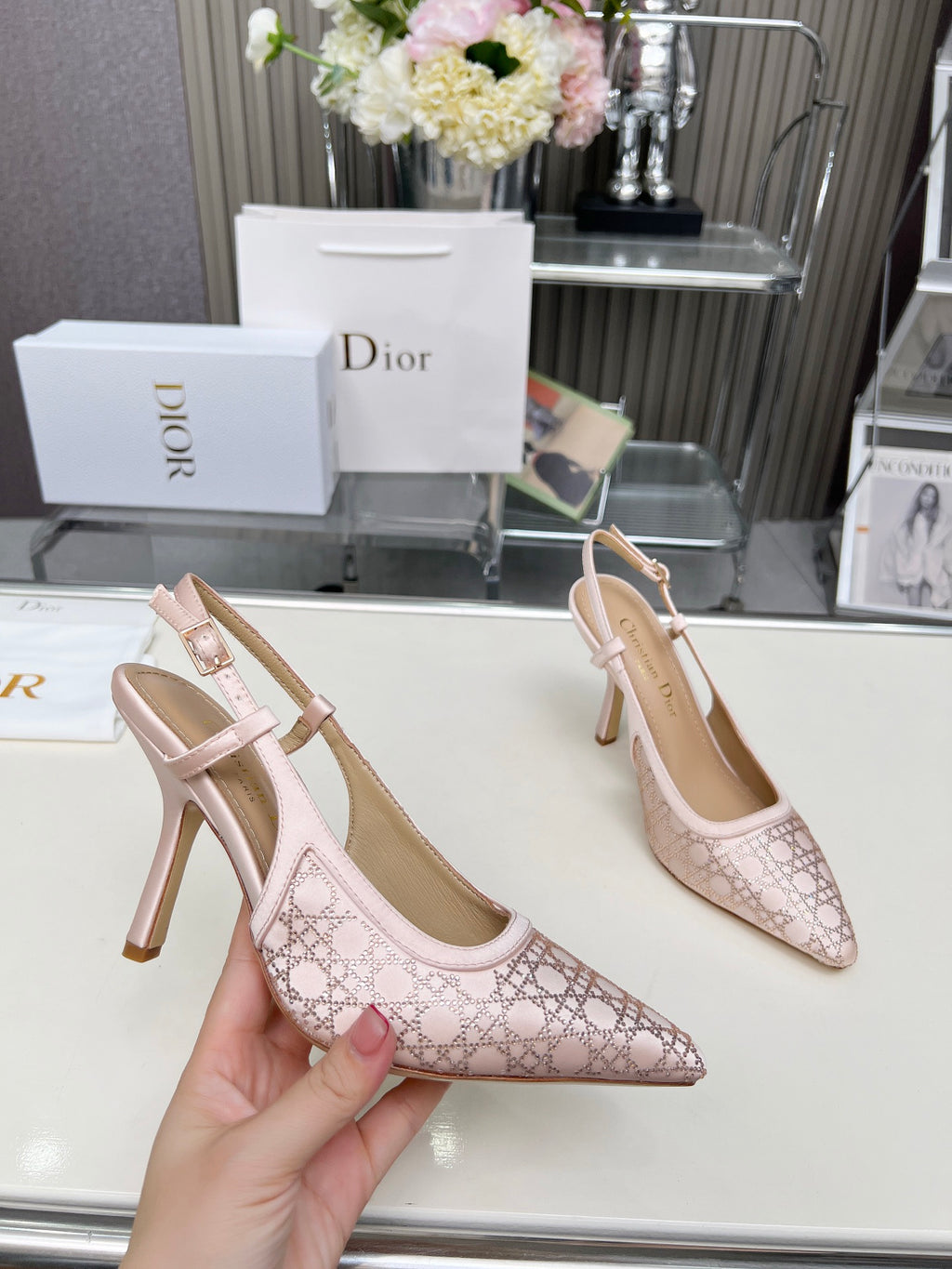 295QD116Z Popular high-quality leather  High heels