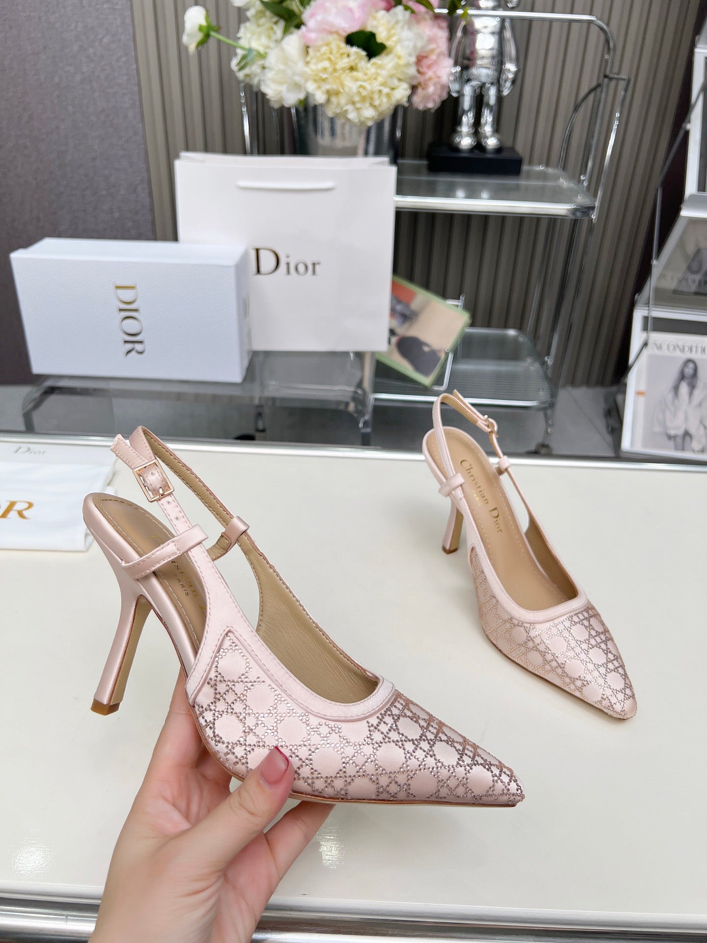 295QD116Z Popular high-quality leather  High heels