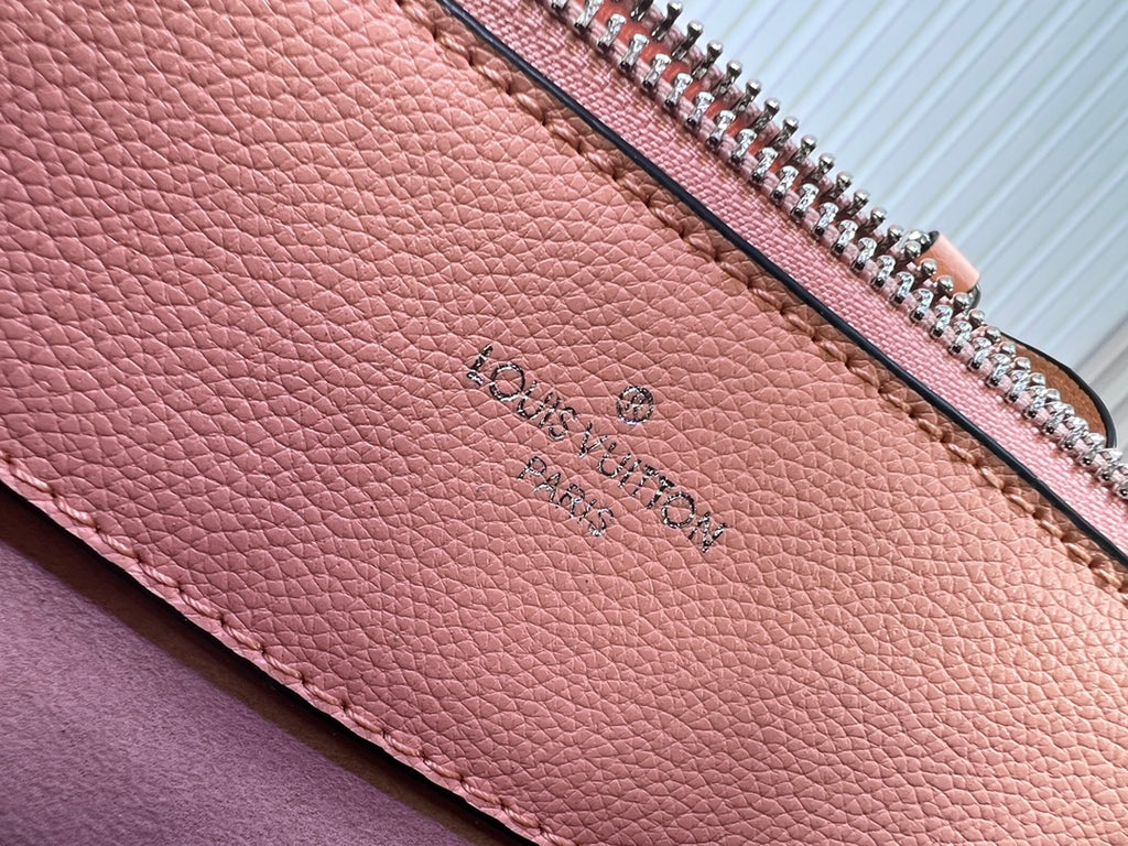 15XE13B Popular  leather bag)