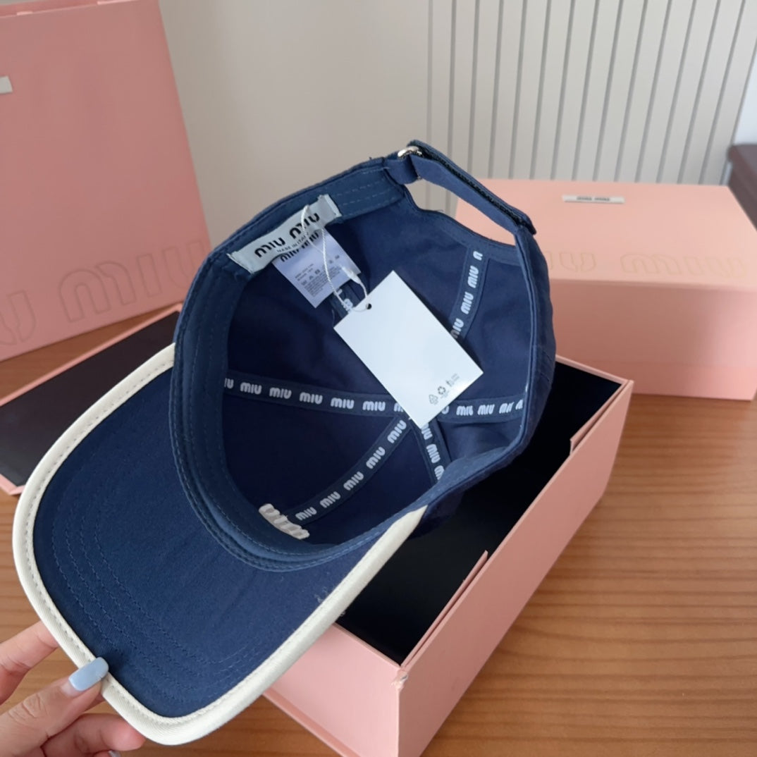 15QA98M Popular hats