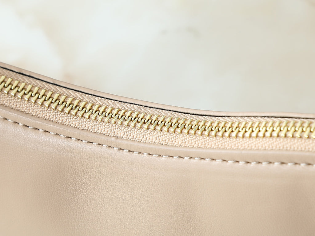15RE23B Popular  leather bag