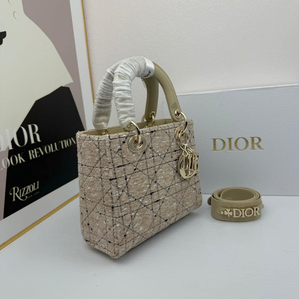 136ND25B Popular  Purse bag