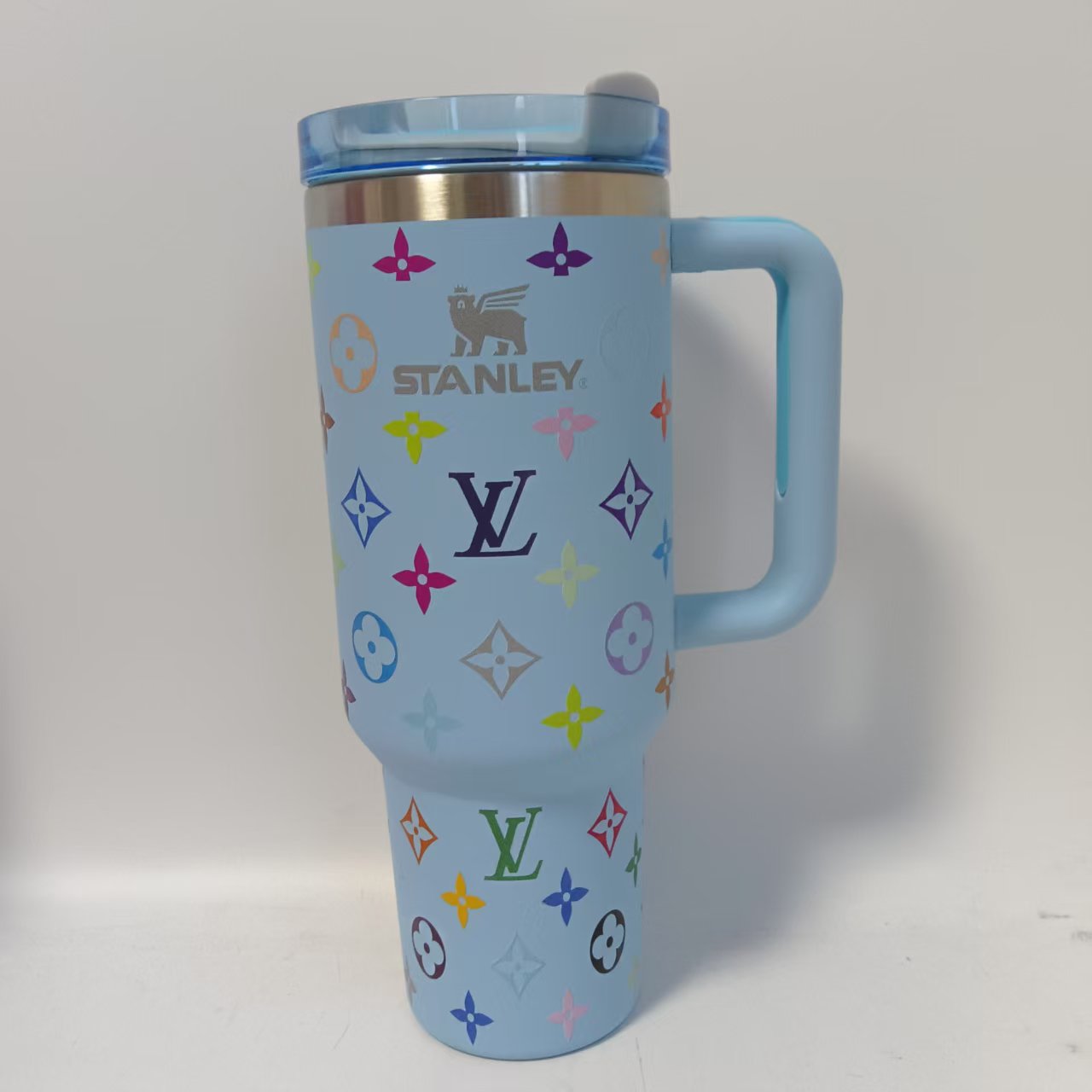 156NE17A Popular Cups