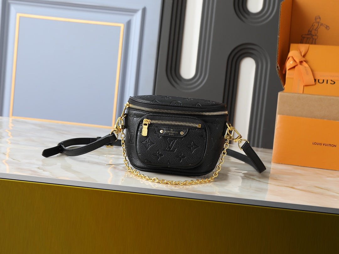 146PE71B Popular leather bag