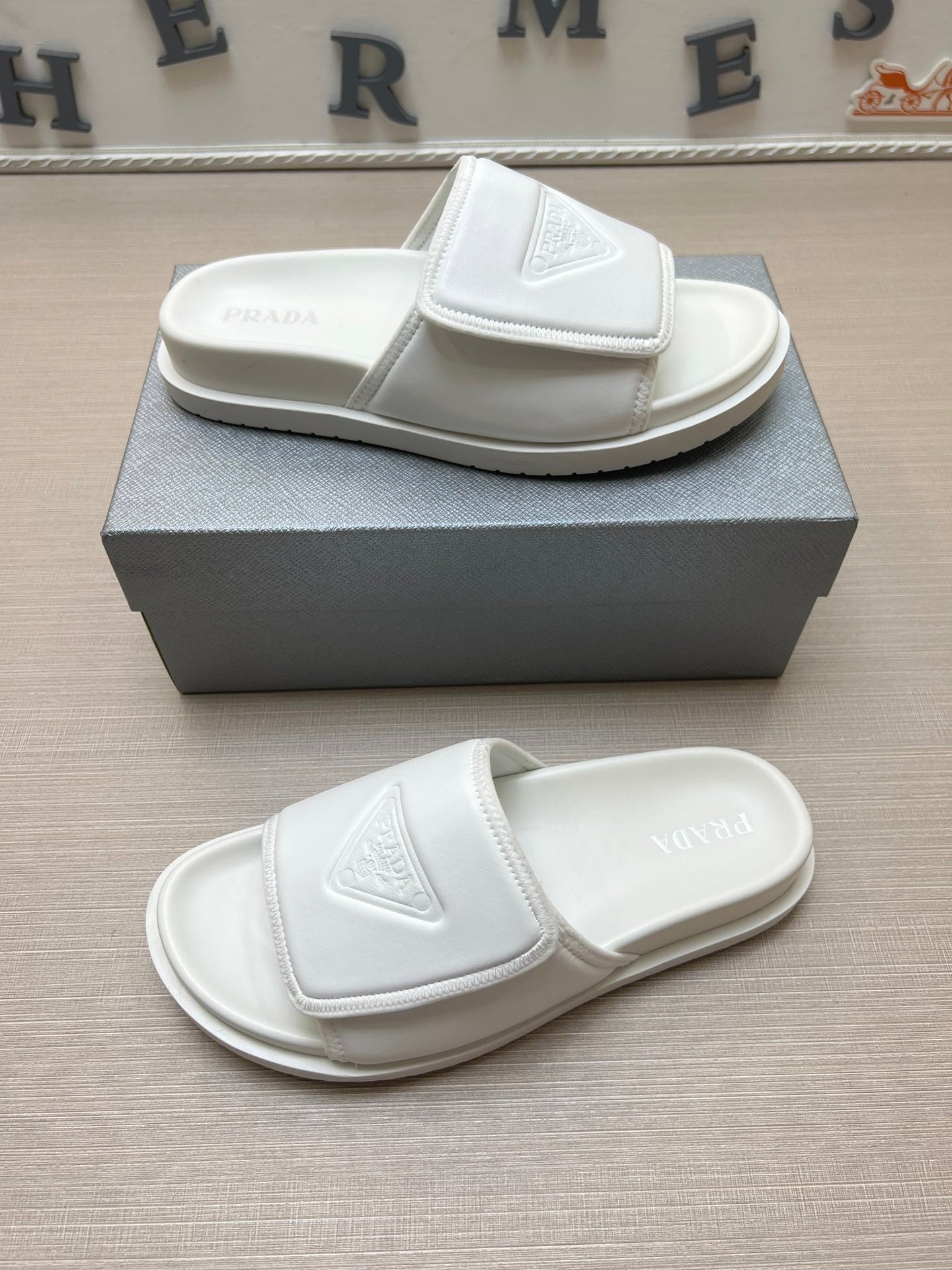 54PD6Z Popular slippers