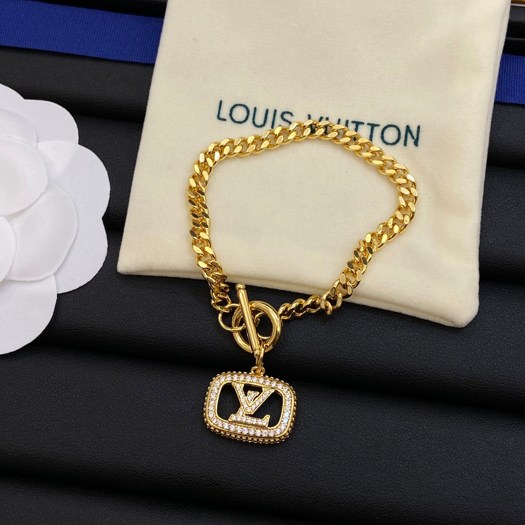 1NE251X  Popular   Necklaces  Bracelets Earrings