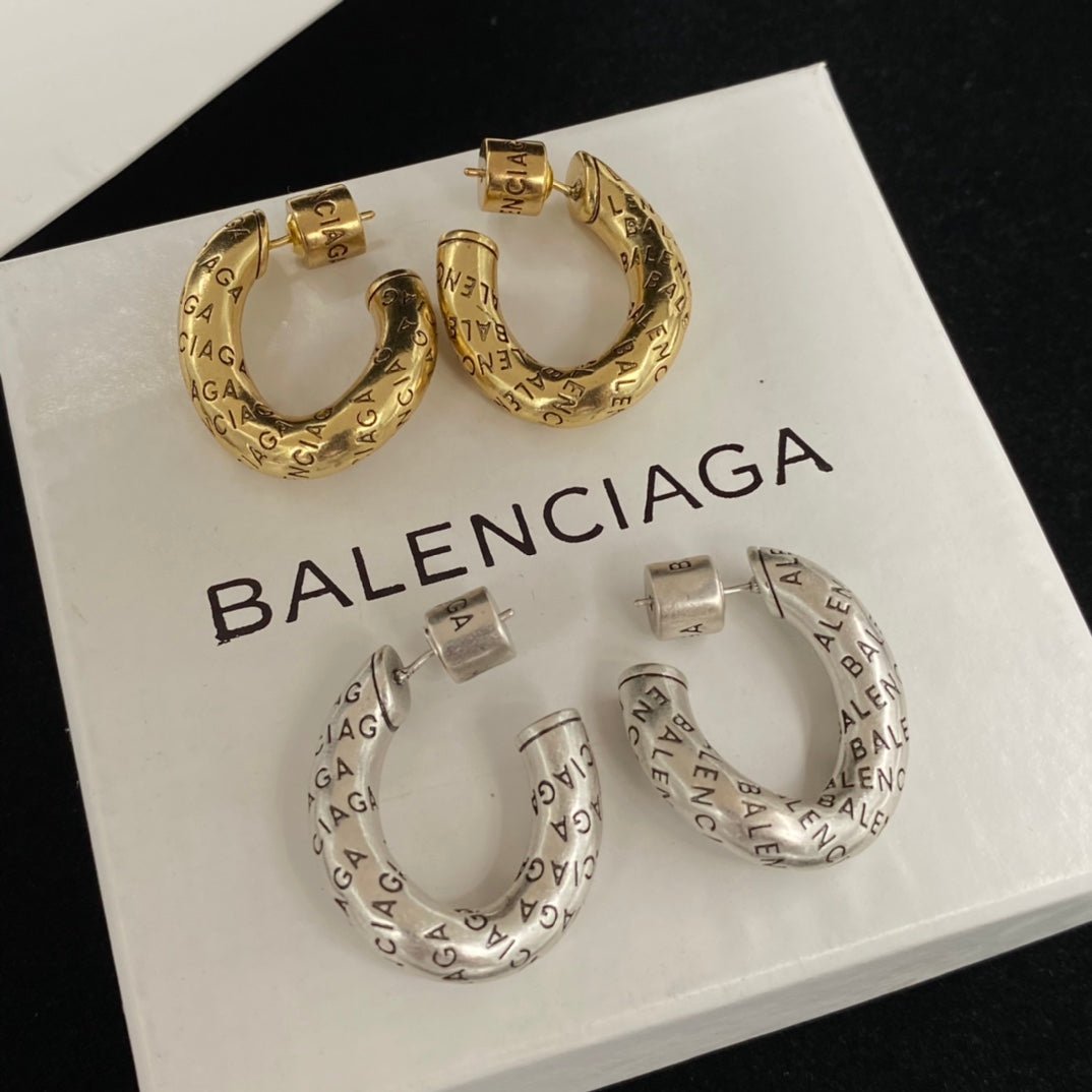14J145E Popular  Earrings