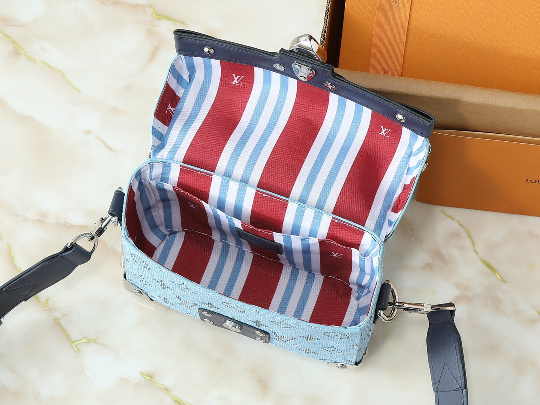 15RE47B  Popular  leather bag