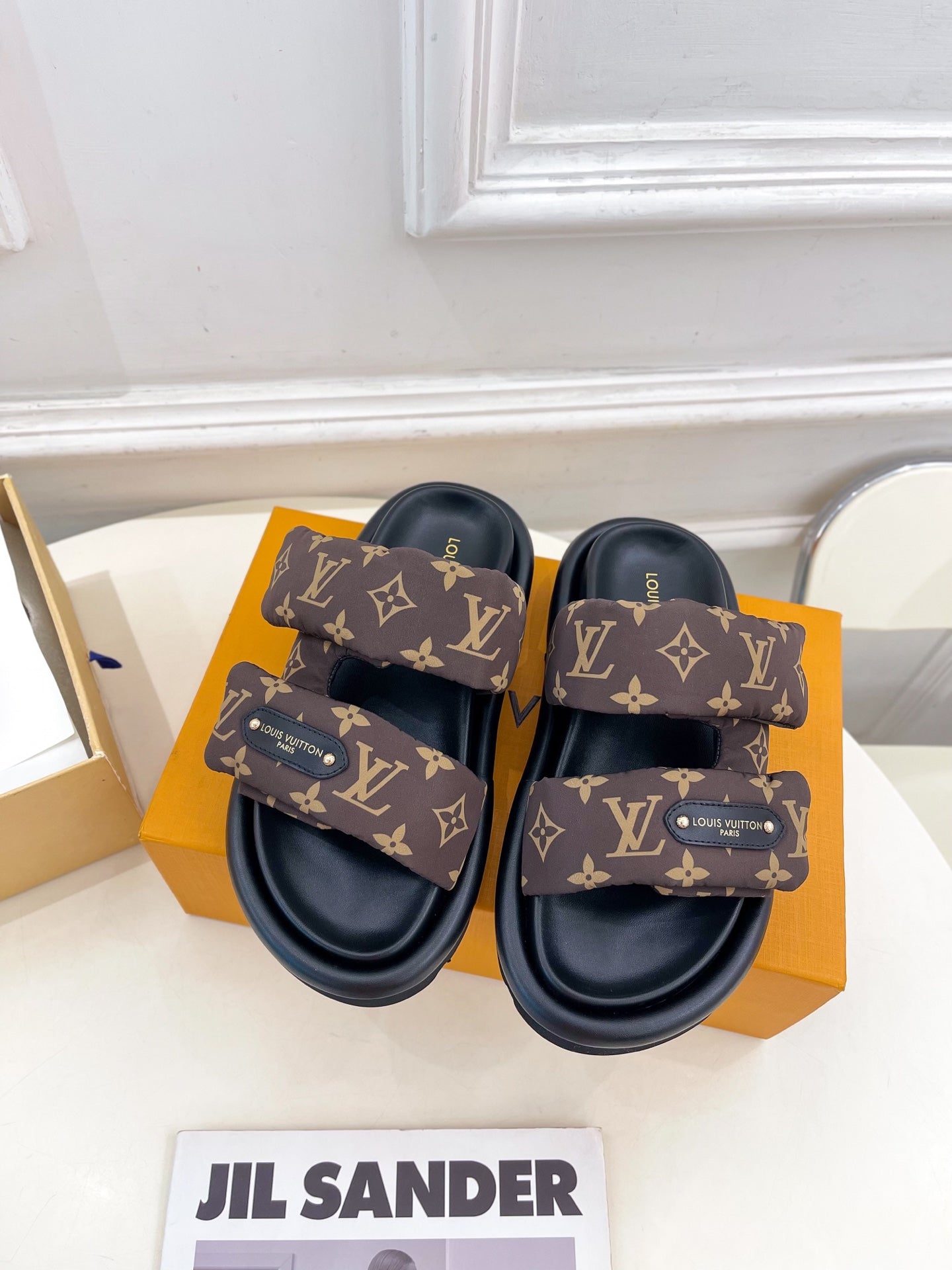 6105QE351Z Popular Shoes