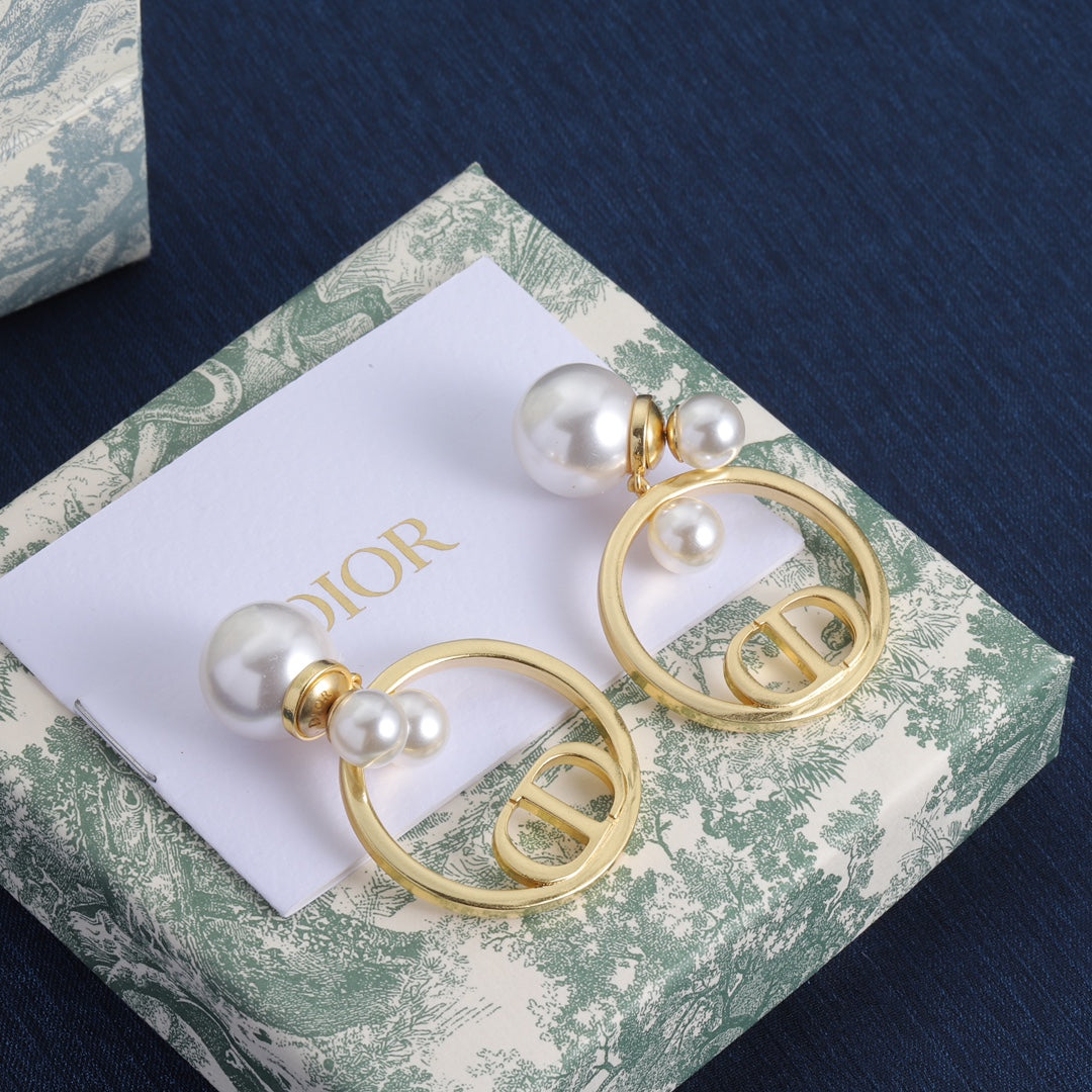 14D945E Popular  Earrings