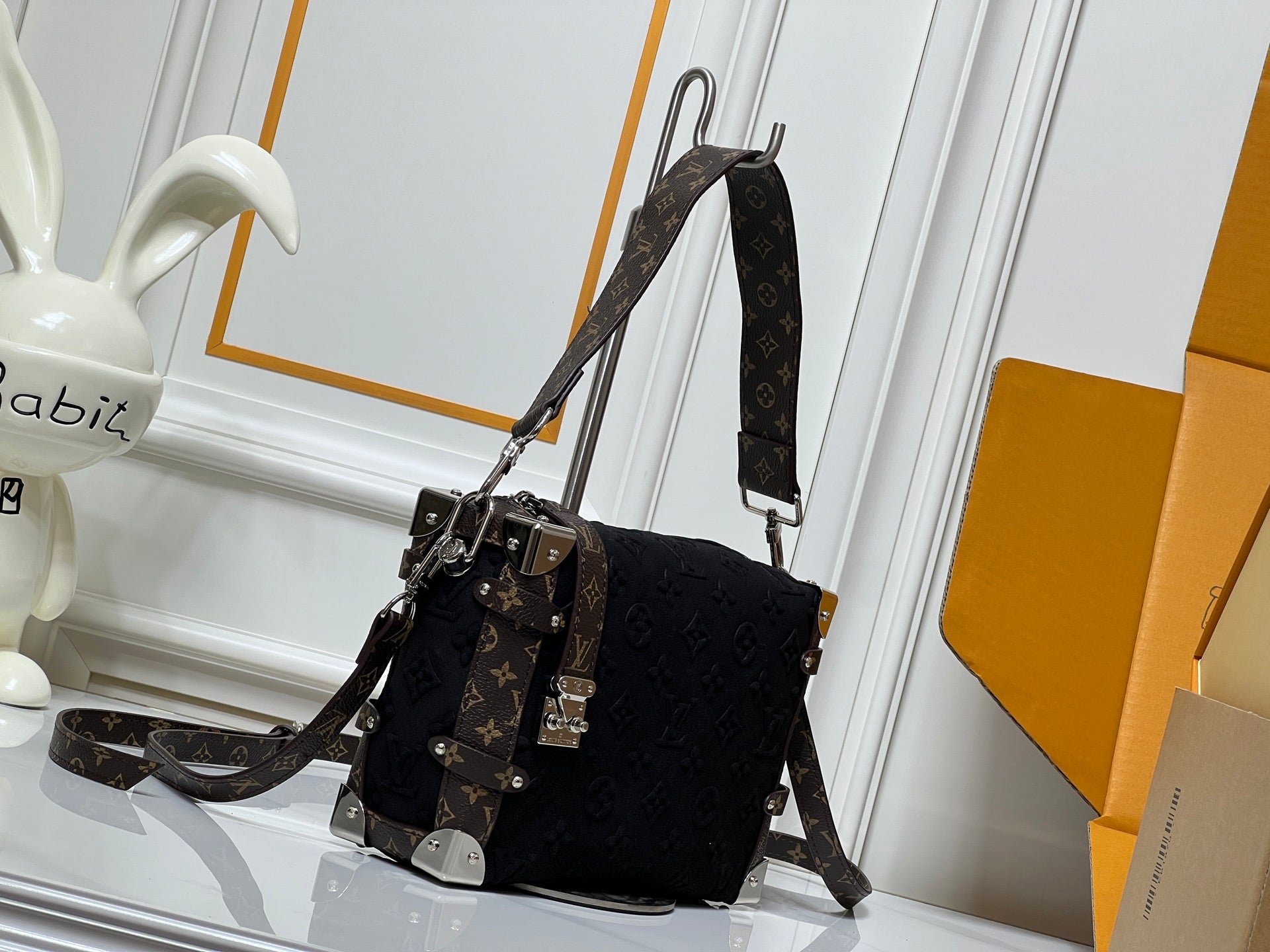 15RE157B Popular bag