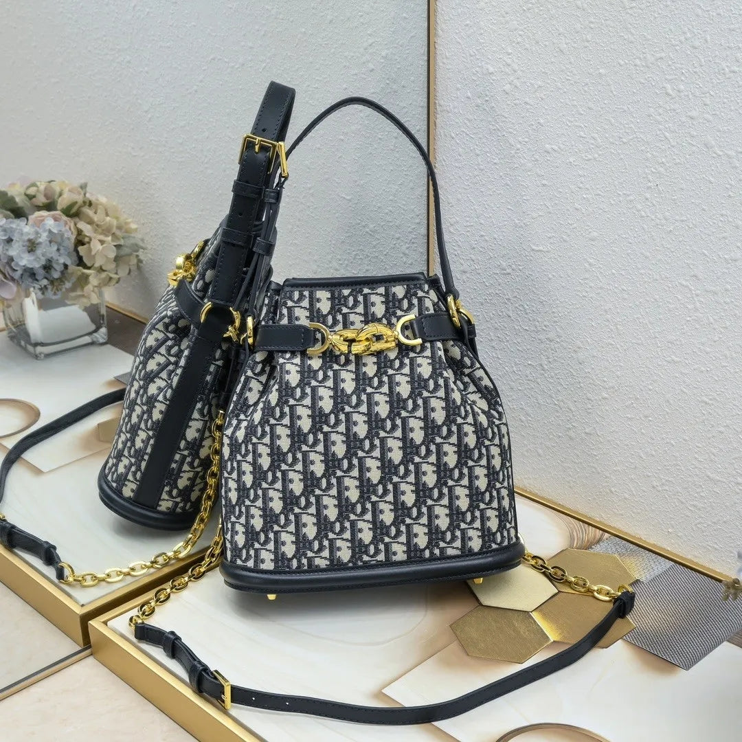 2XD370B Popular    leather bag 