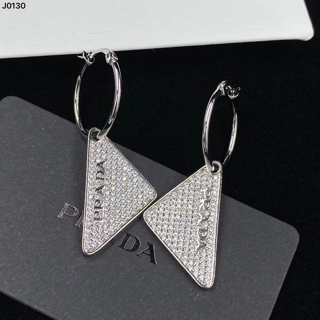 14PD500E Popular Earrings