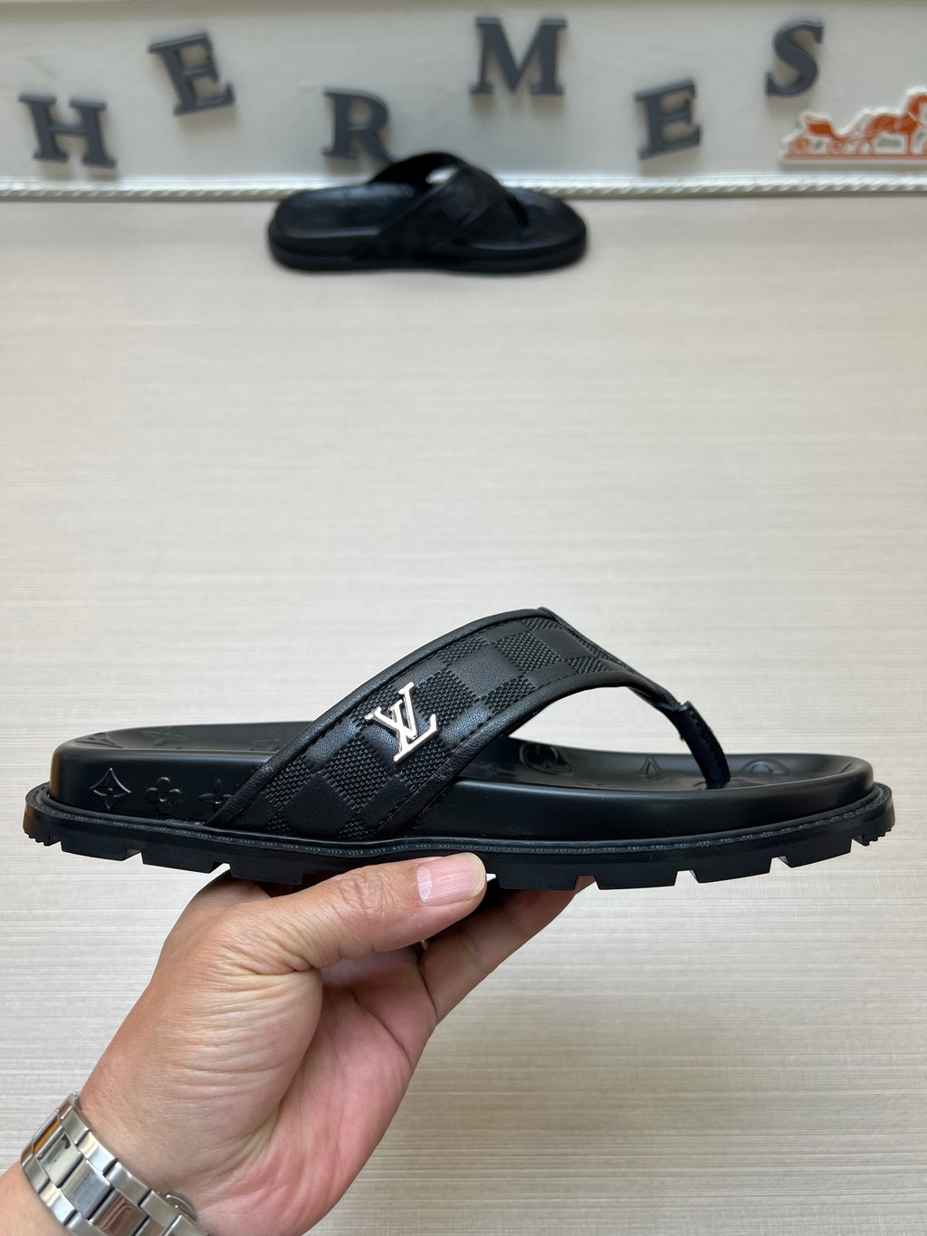 535ZE303Z Popular Slippers