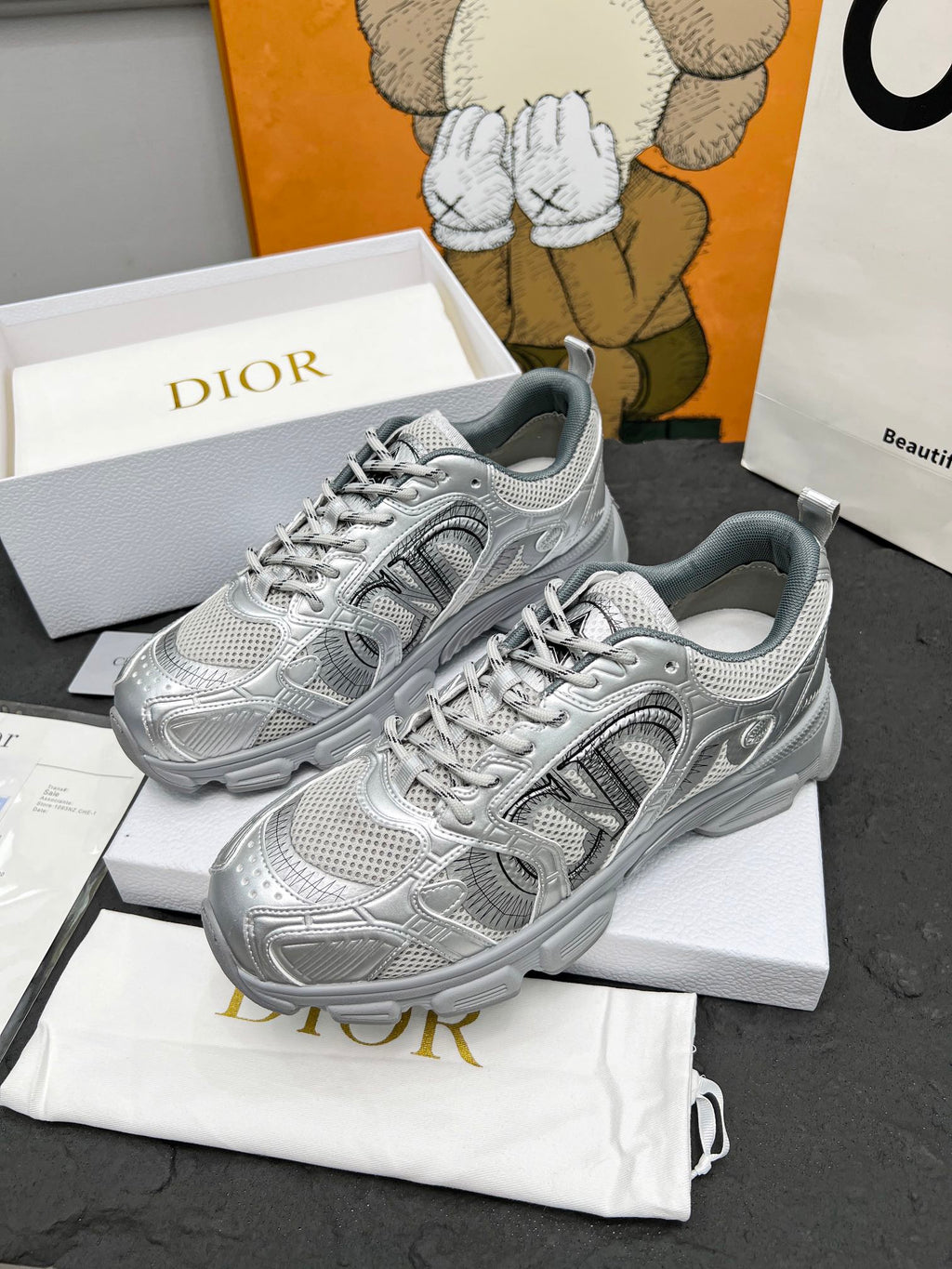 2105QD311Z Popular high-quality Shoes