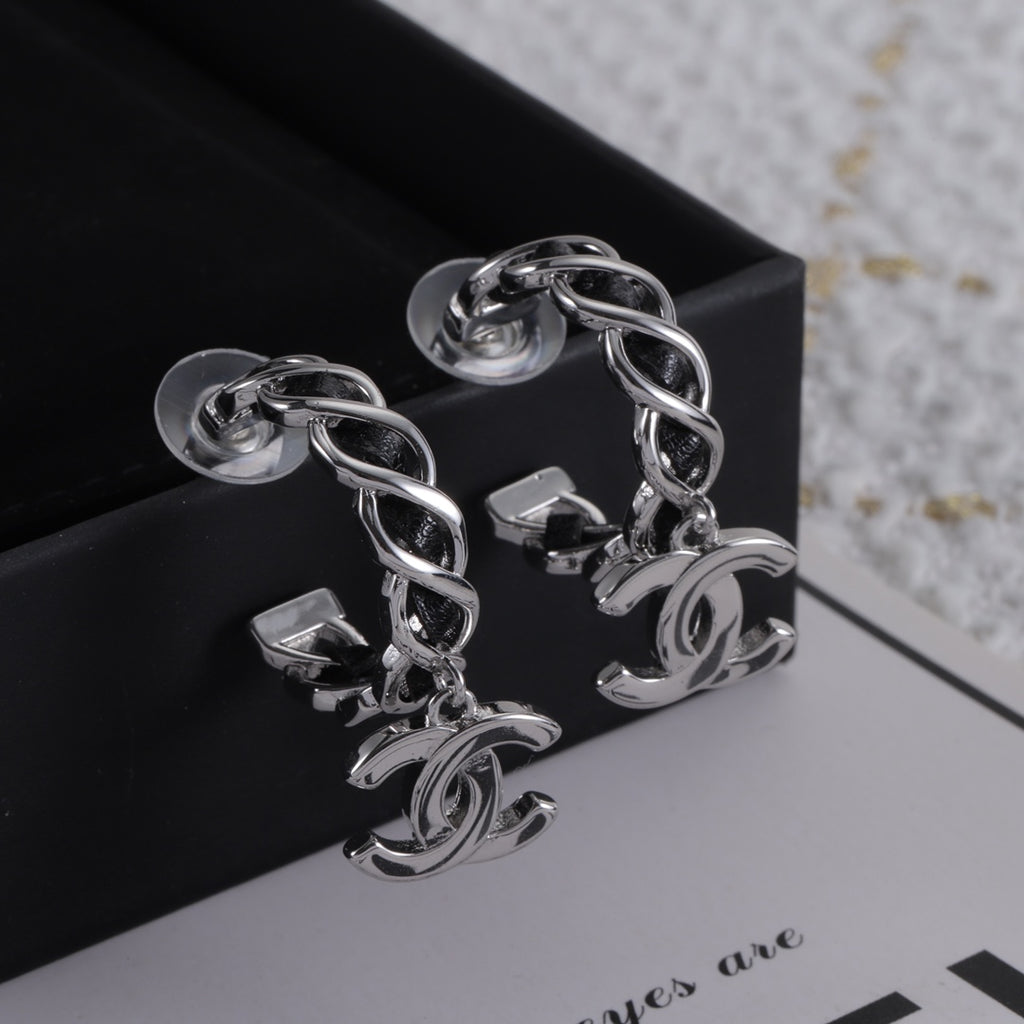 14C784E Popular  Earrings