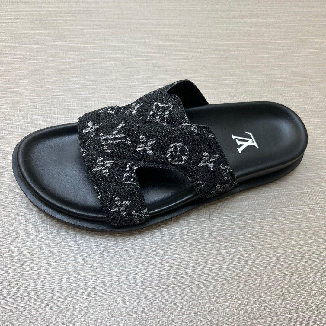 5LE226Z Popular Slippers