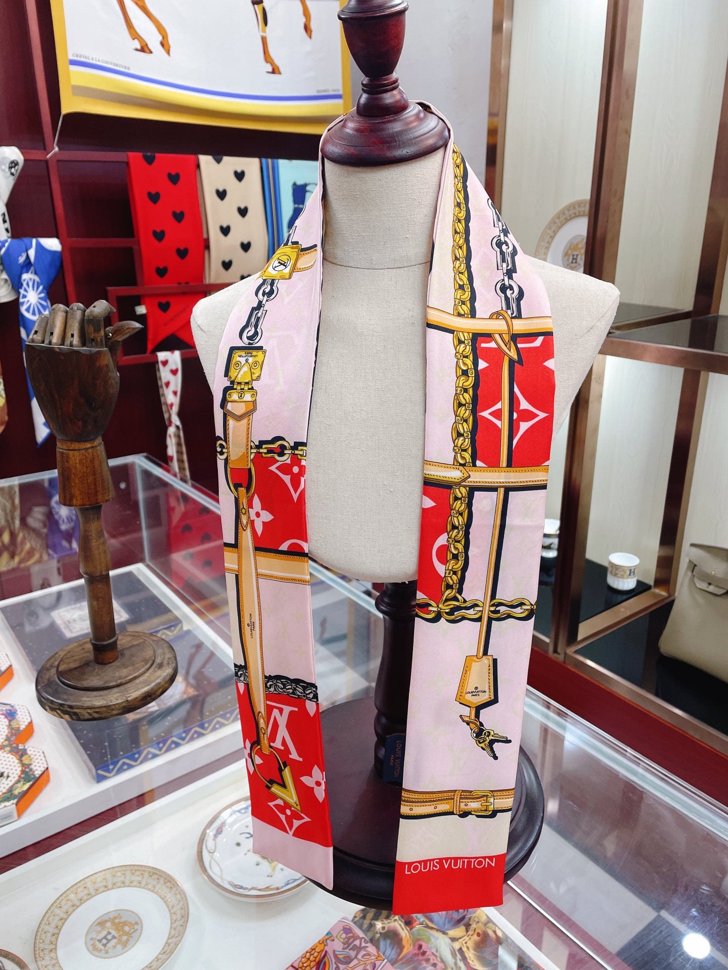 1ZE181W Popular Silk Scarve