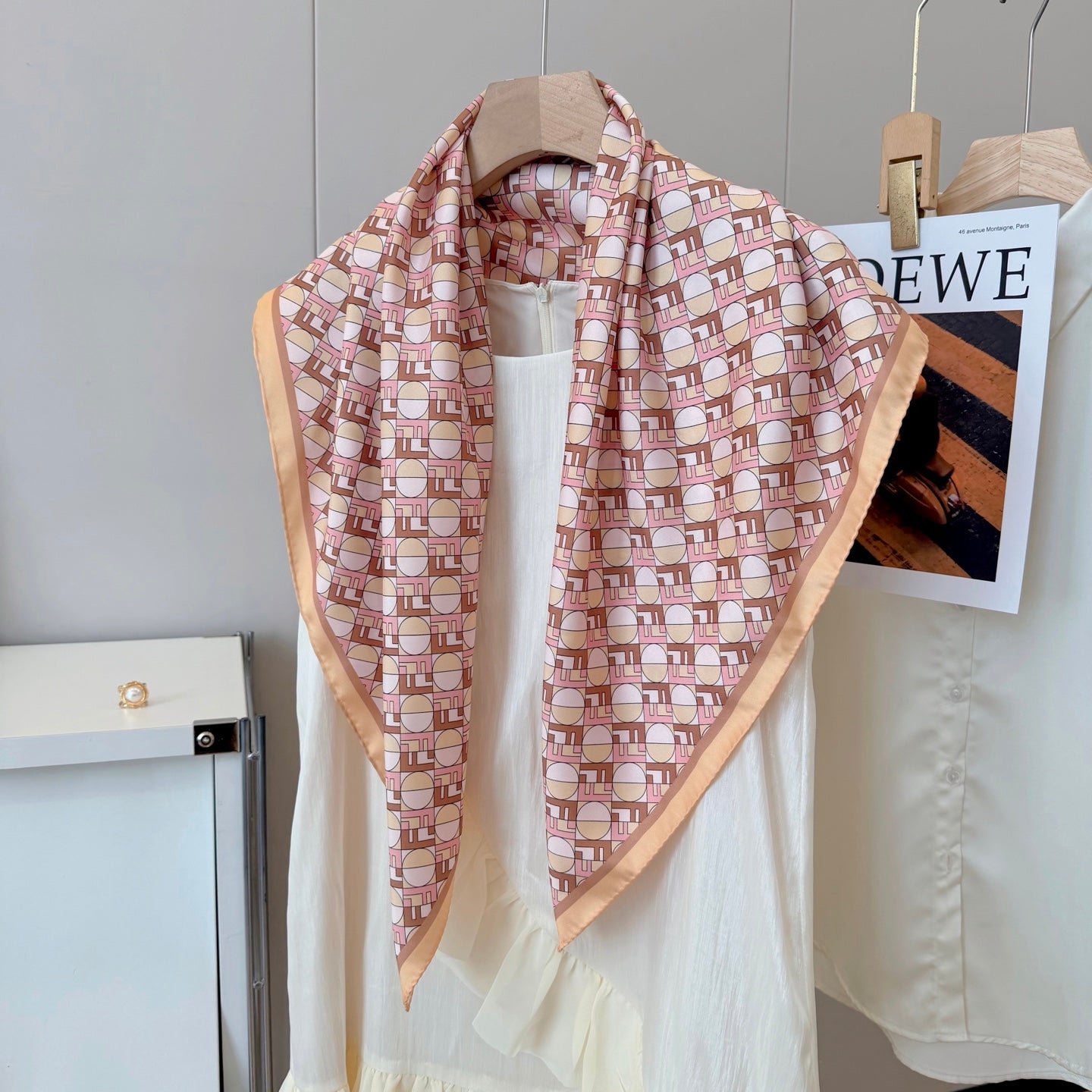 136NF10W Popular Silk Scarve