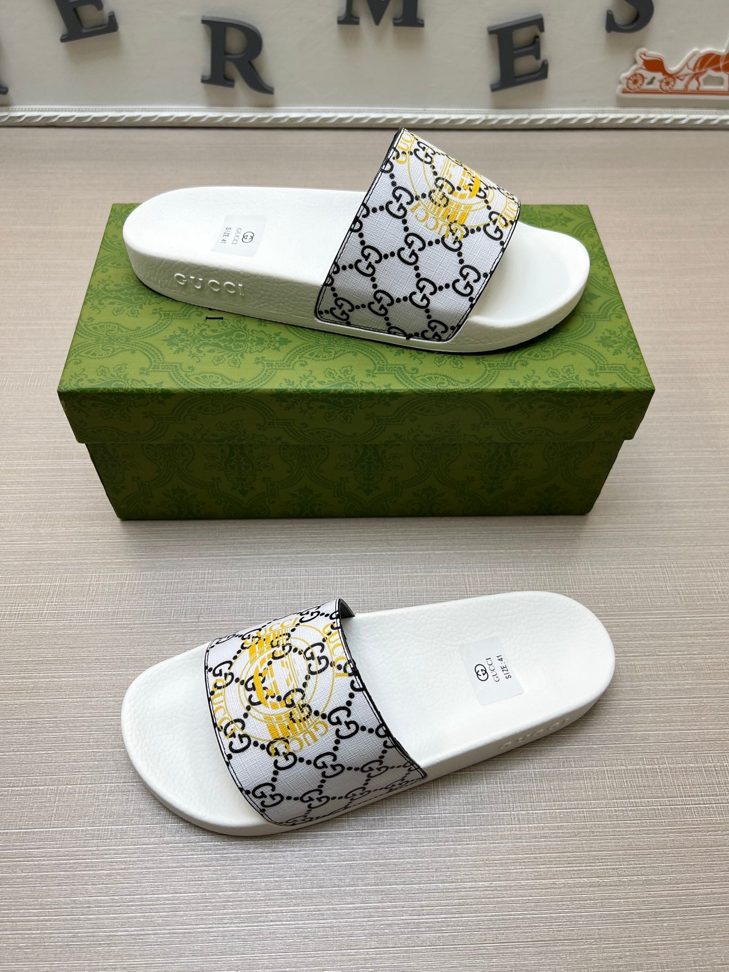 5LB234Z Popular Slippers