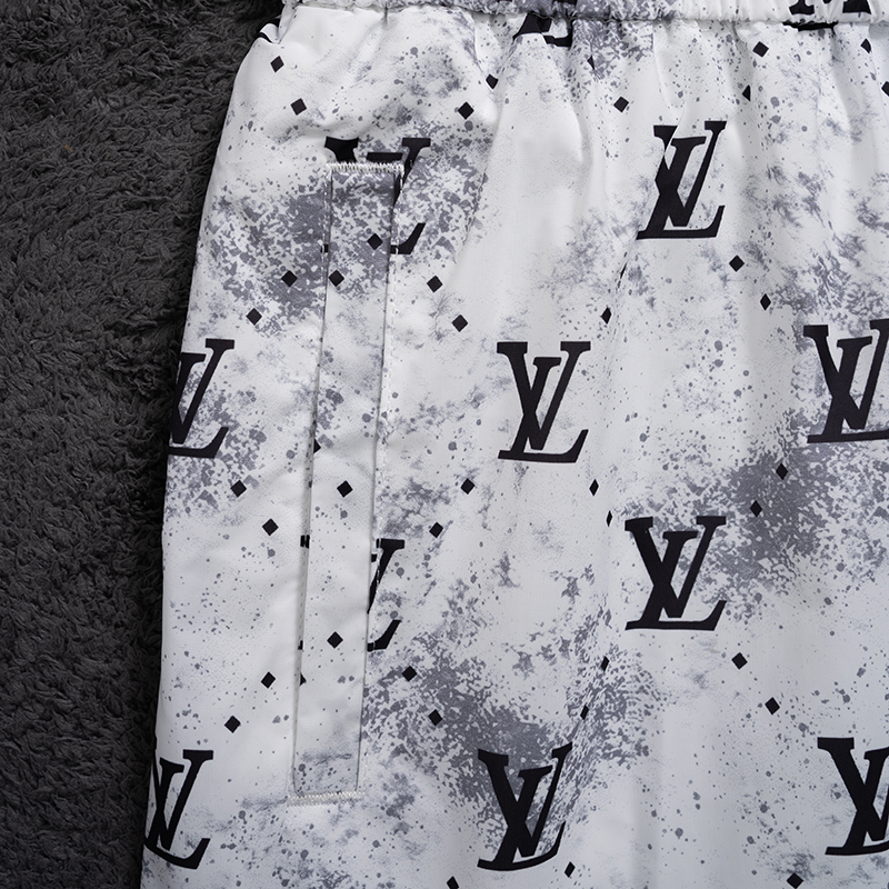 136NE35U Popular shorts