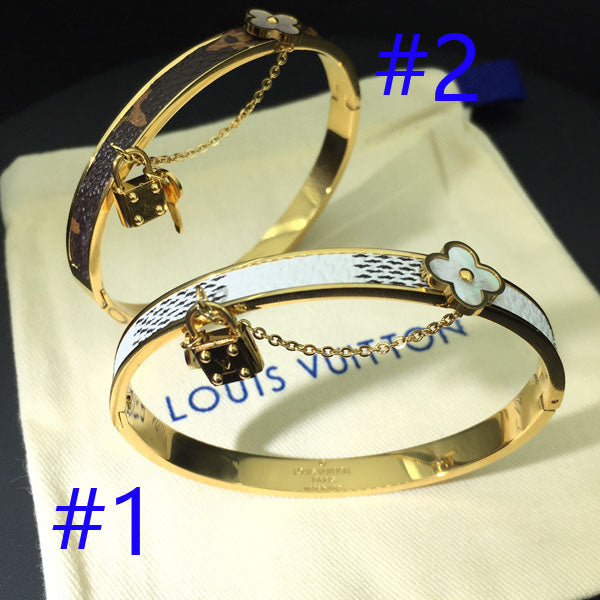 55QE103K  Popular Bracelets