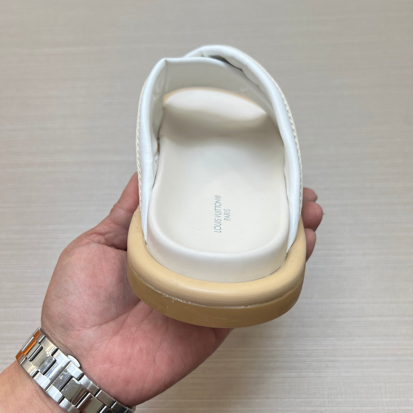 535ZE271Z Popular Slippers