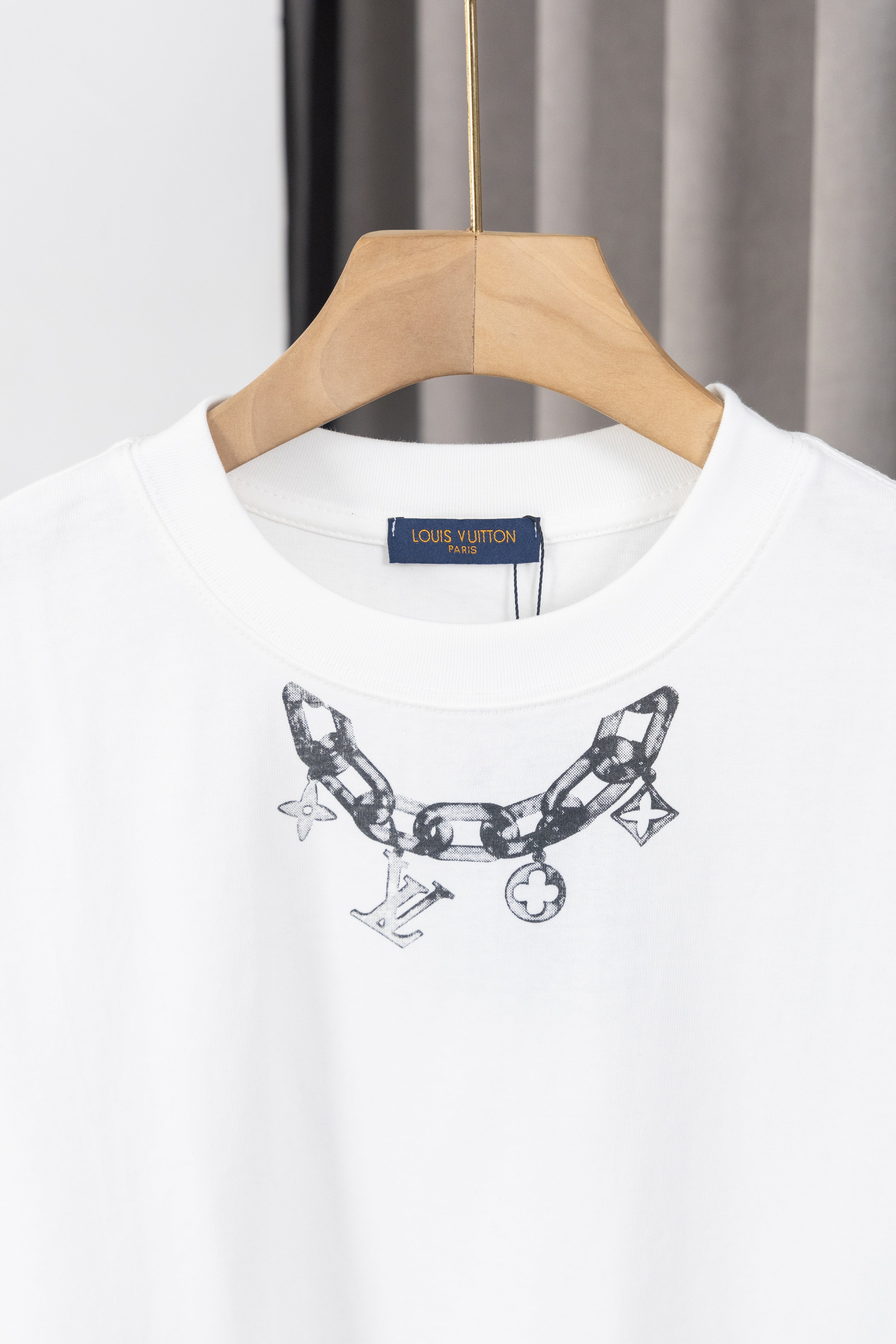 36PE137U Popular T-shirts