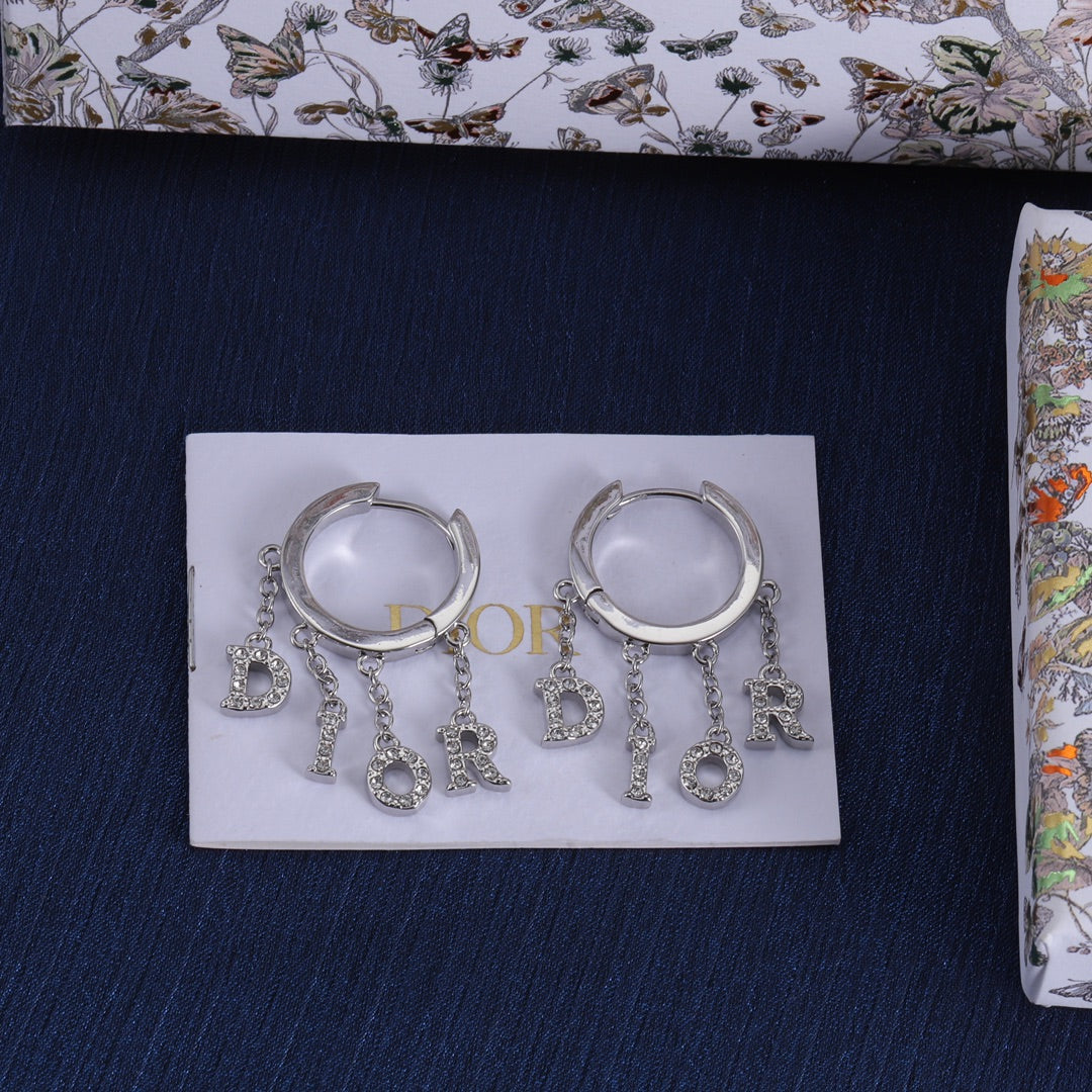 14D585E Popular  Earrings