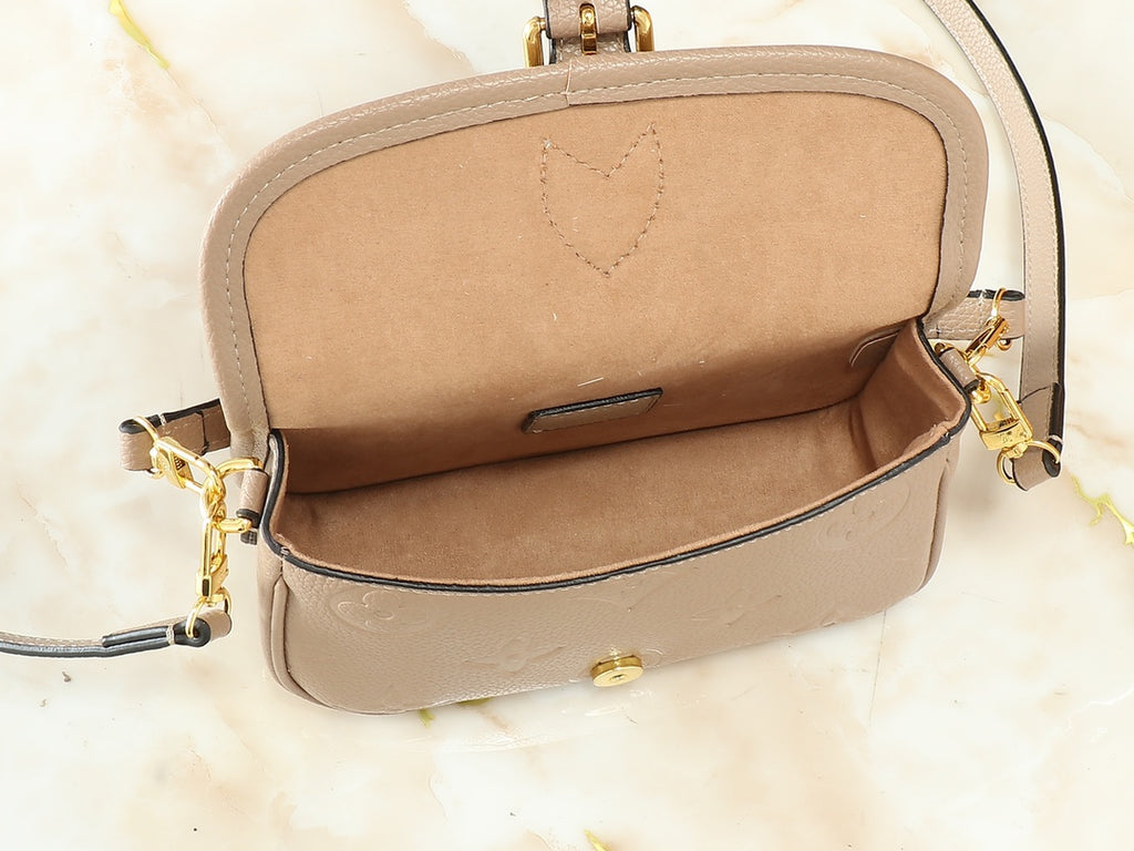 15XE3B Popular   leather bag