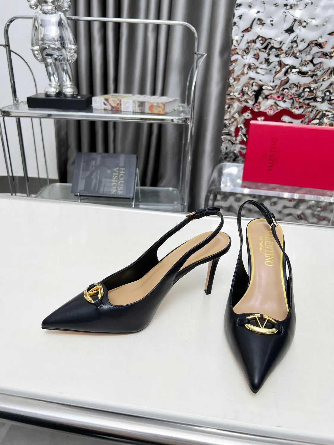 245RVL17Z  Popular leather  High heels