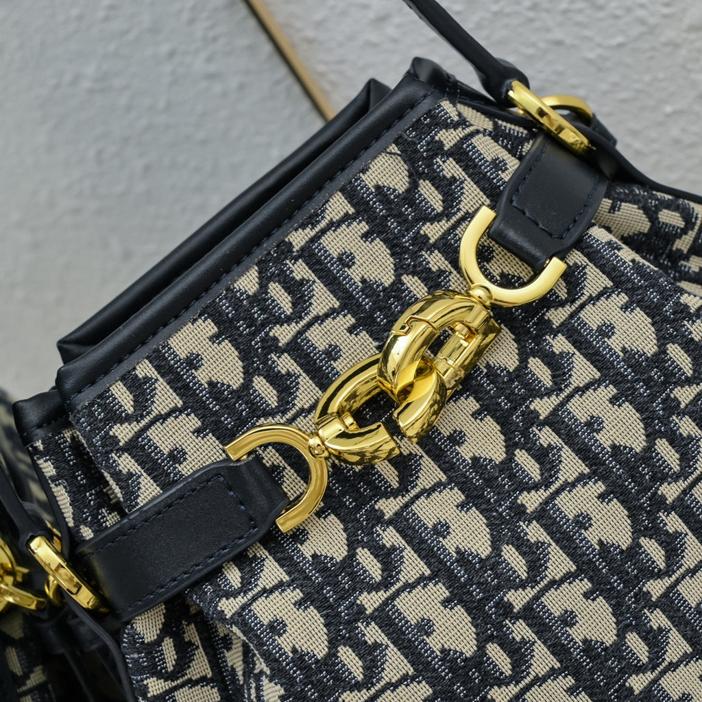 2XD370B Popular    leather bag 