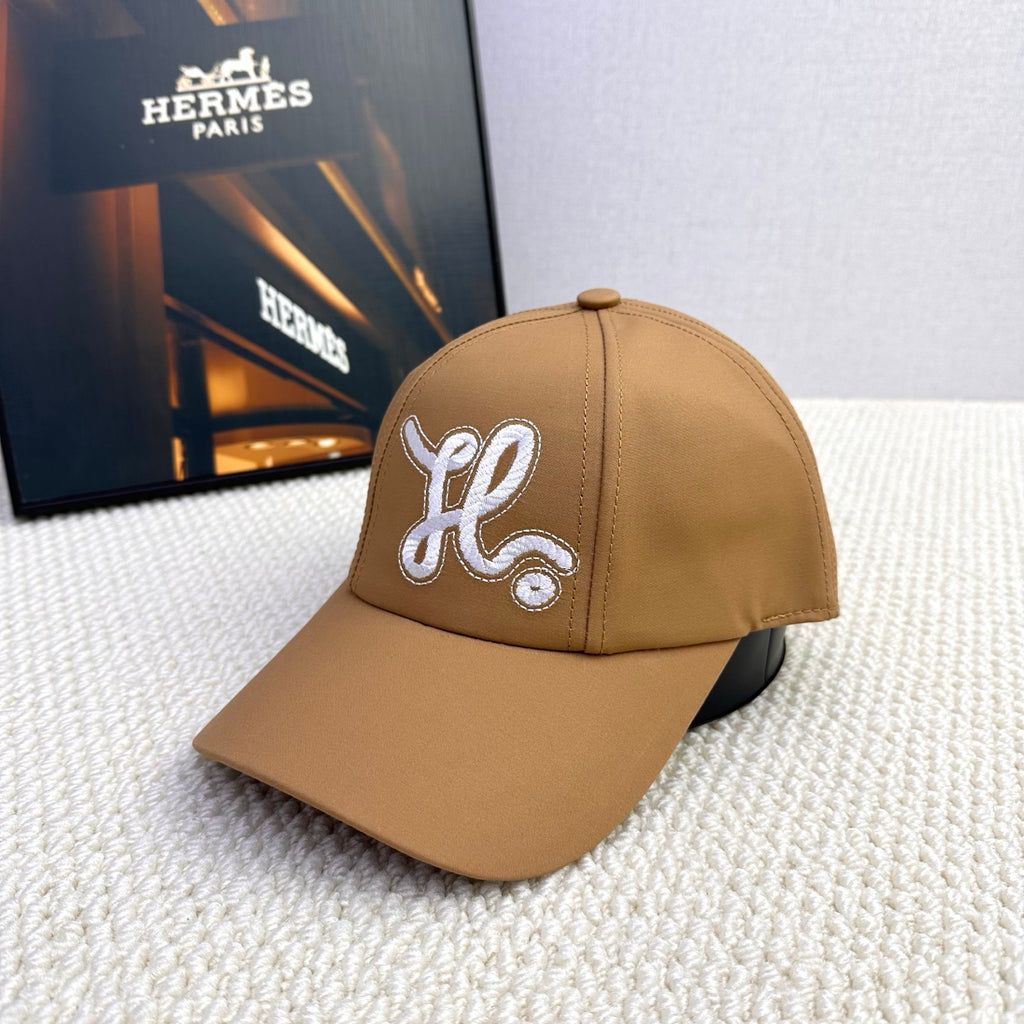 16XH17M Popular hats