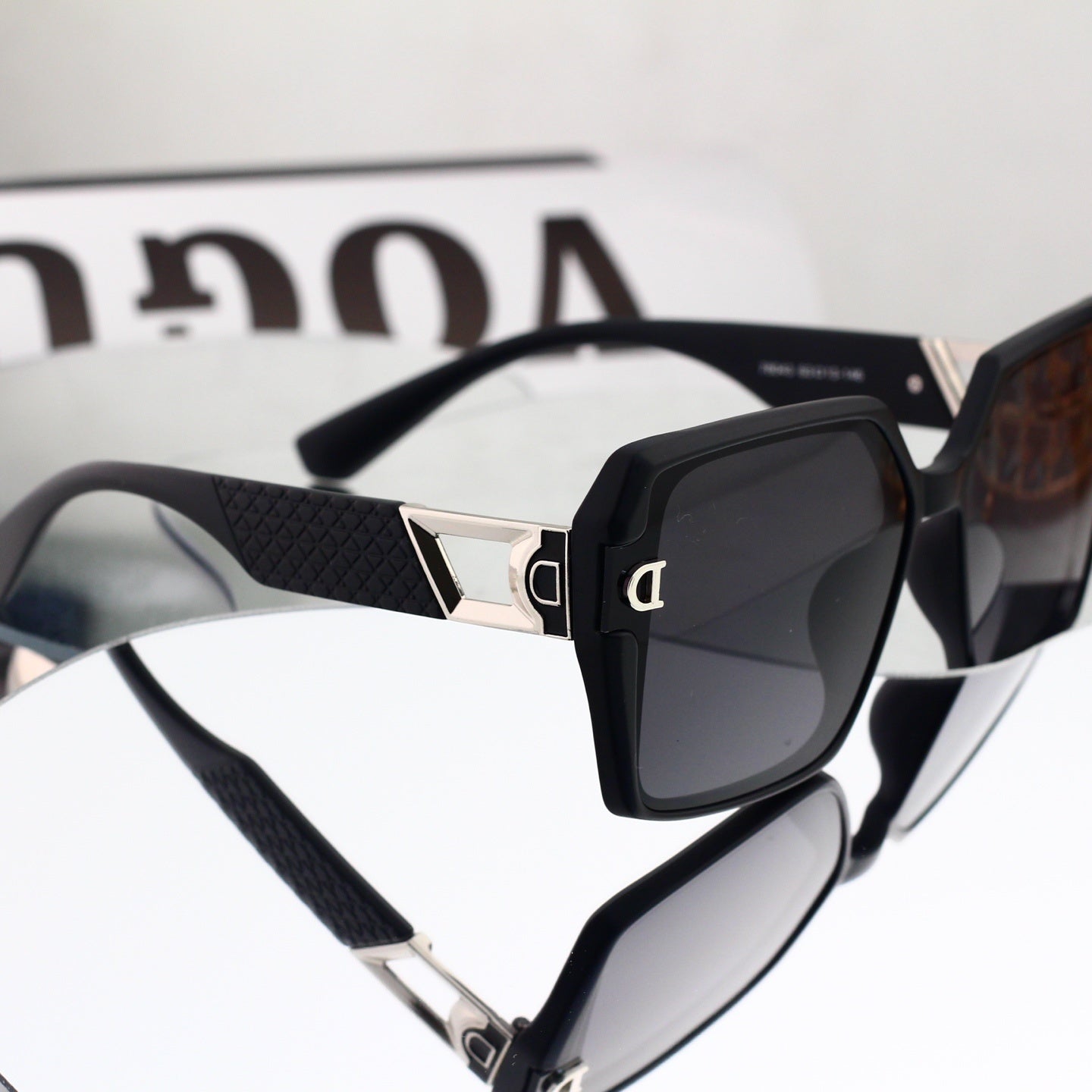 156PD68T Popular Sunglasses