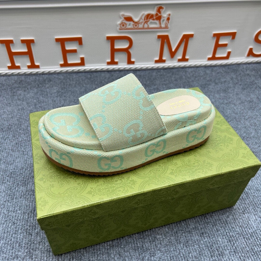 54B122Z Popular slippers  Sole thickness 5.5cm