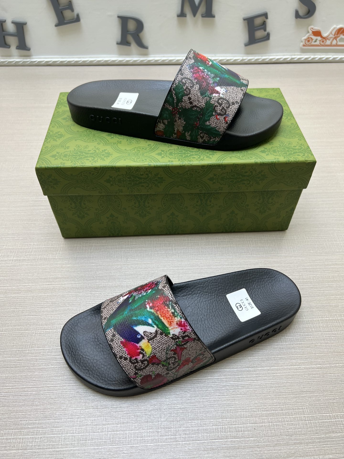 5WB239Z Popular Slippers