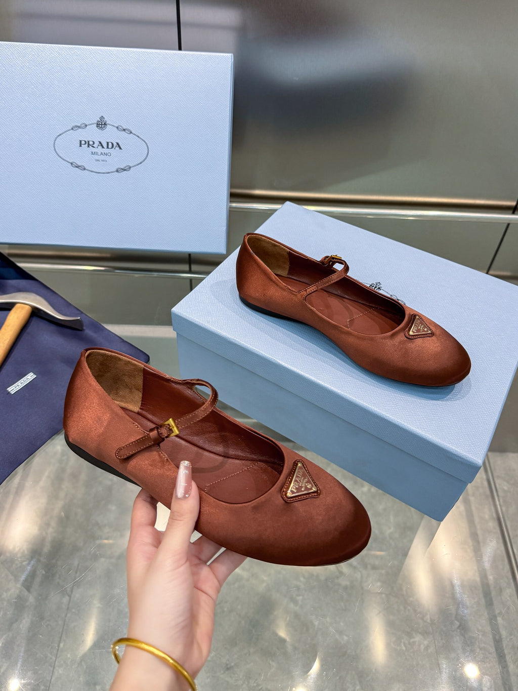 2105QP381Z Popular high-quality Shoes
