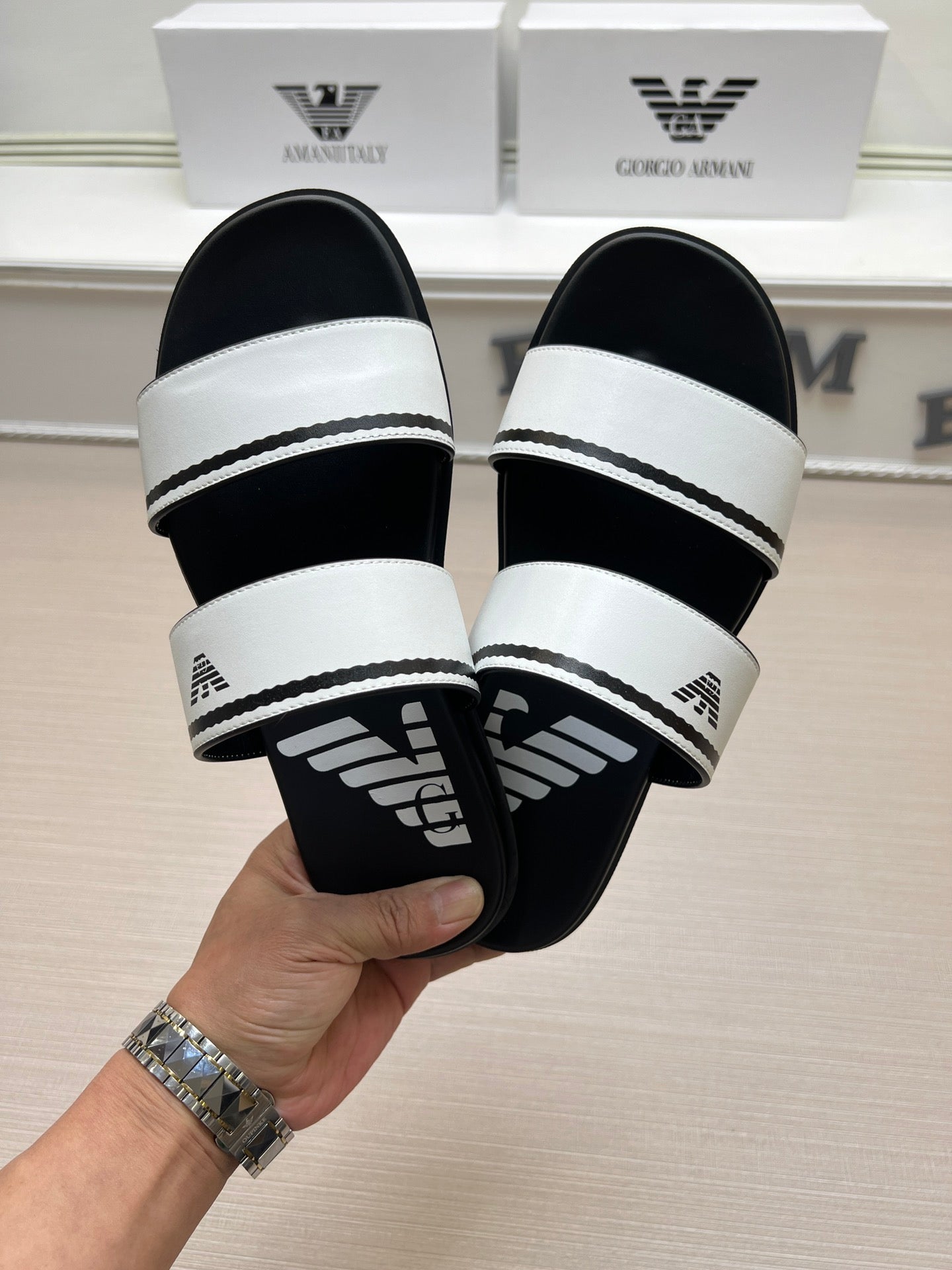 54A103Z Popular slippers
