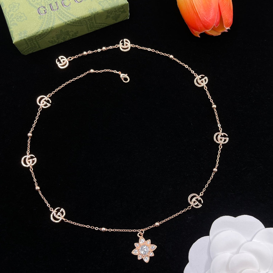 175RB27X Popular   Necklaces .