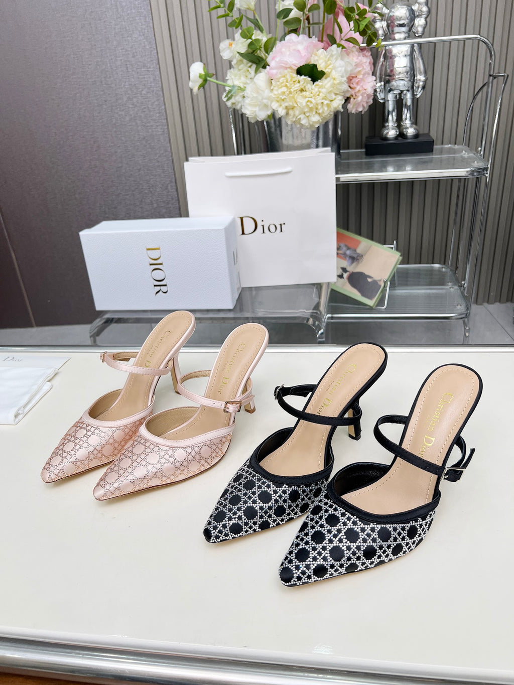 295QD117Z Popular high-quality leather  High heels
